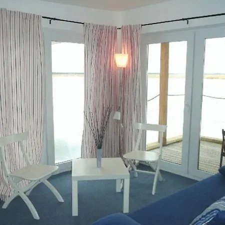 Vakantiehuis Hausboot In Am Bodden Kröslin