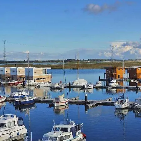 Hausboot In Am Bodden
